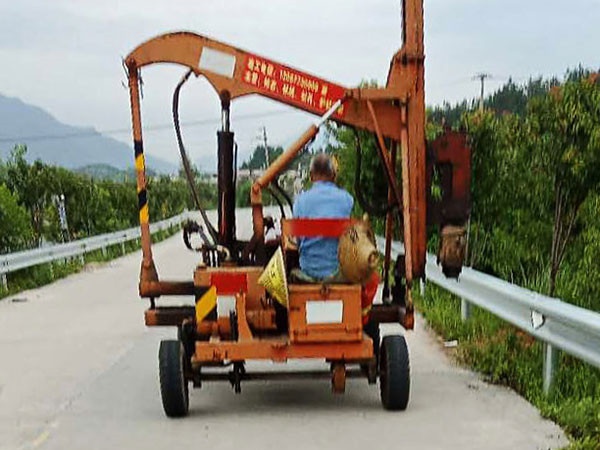 九江市修水縣波形護(hù)欄2.jpg